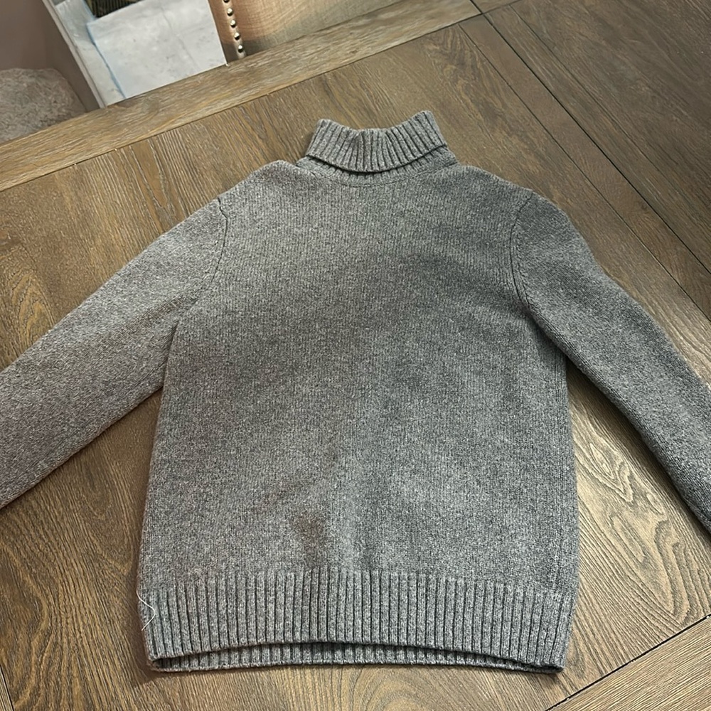 Turtle neck sweater knitted Zara USA medium